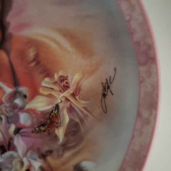 COPY - Sweet Dreams Collector Plate - Picture 3 of 9